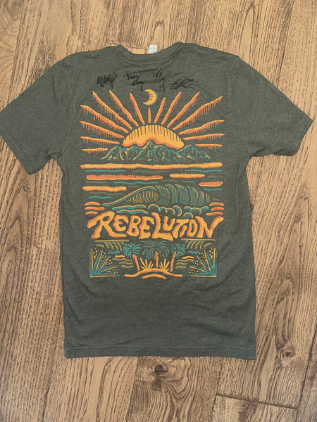 Signed Sunrise Wave Tee - Olive Green